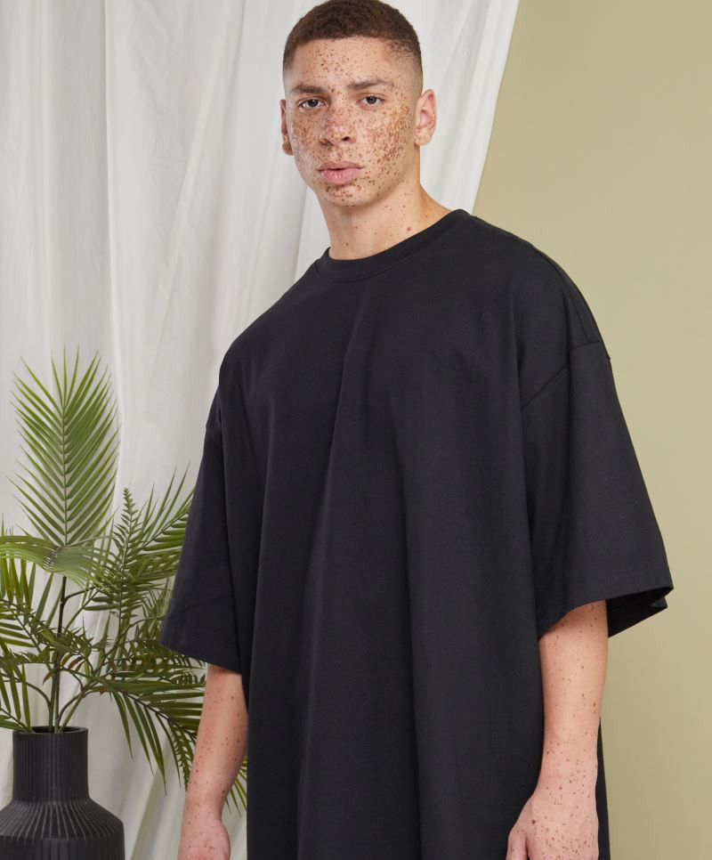 Build your Brand BY193 Herren Oversize T-Shirt "Huge Tee"