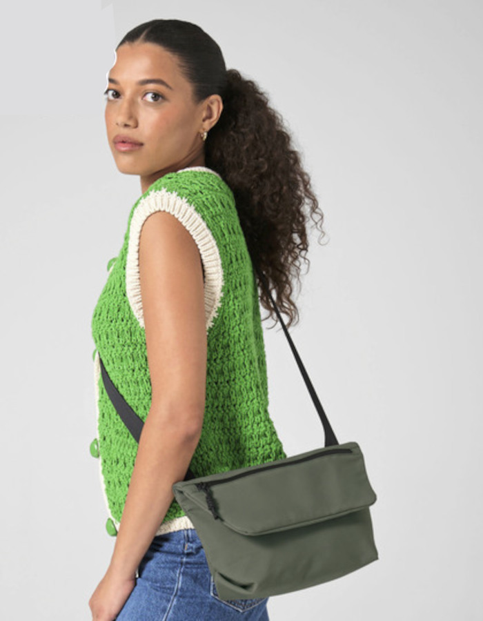 Minimal Lifestyle Mini Messenger BagBase BG823