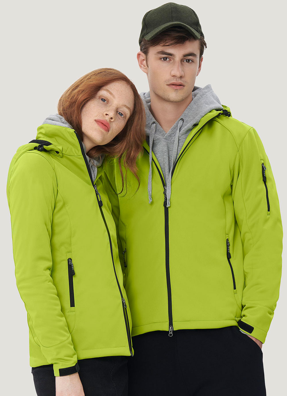 Hakro 0848 Ontario couple