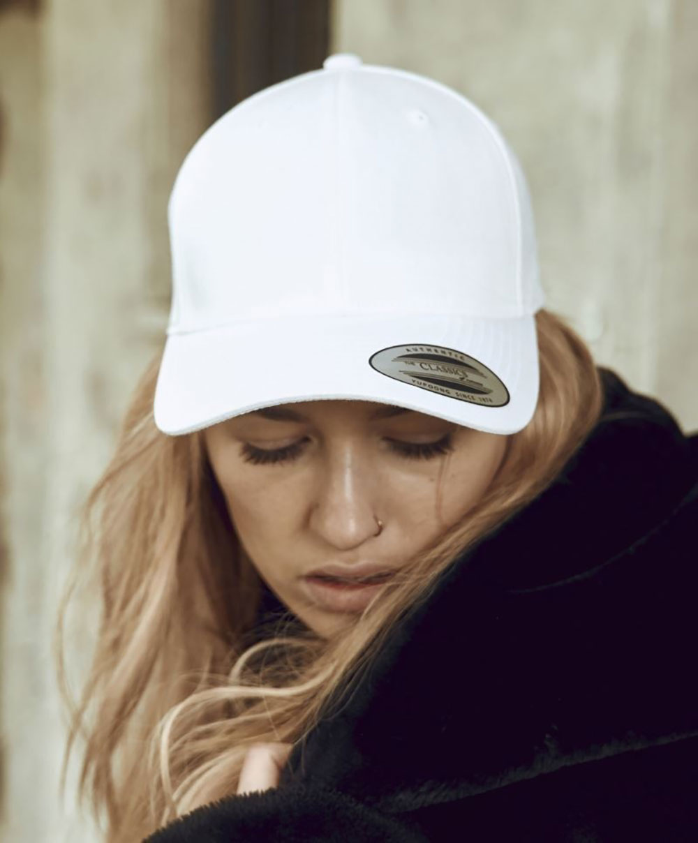 Curved Classic Snapback Cap Flexfit 7706