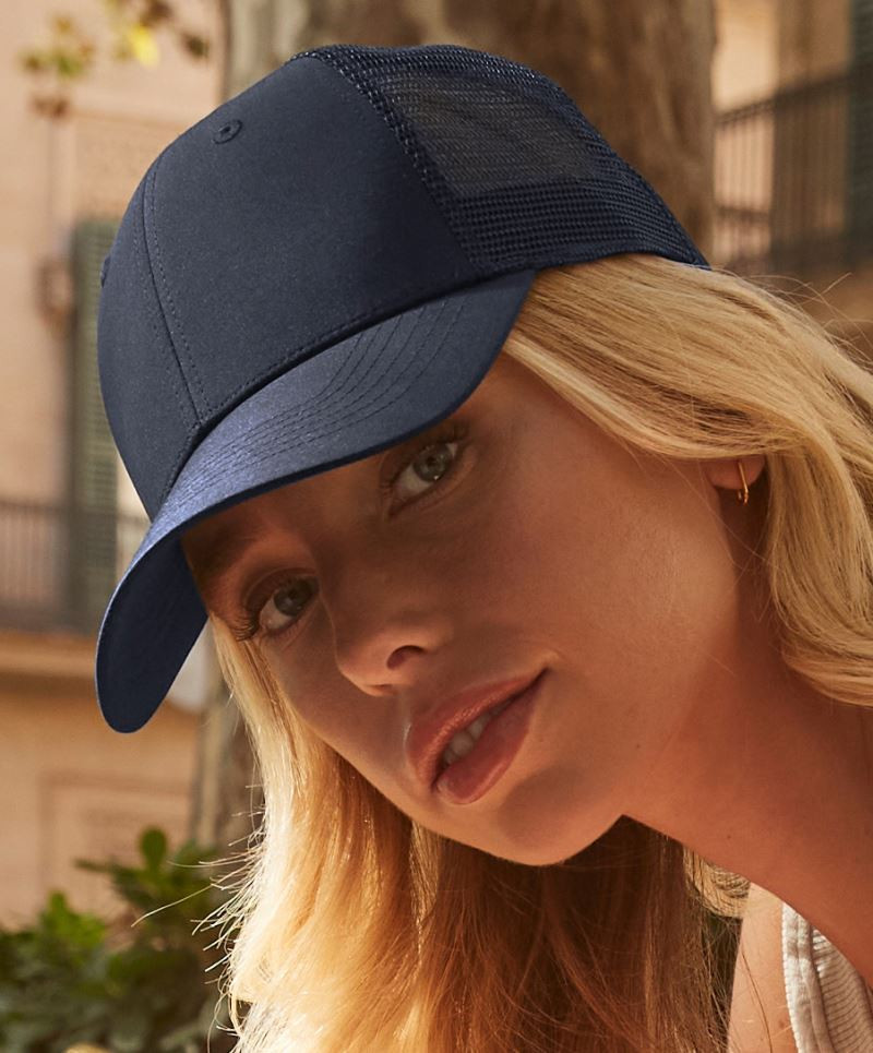 Recycled Urbanwear 6 Panel Snapback Trucker Beechfield B75R